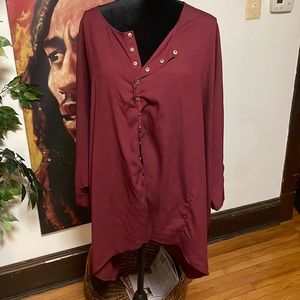 Plus sz burgundy button up shirt.